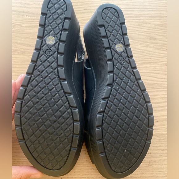 ST.John’s Bay Black Knotted Wedge Sandals 11 - Picture 8 of 10